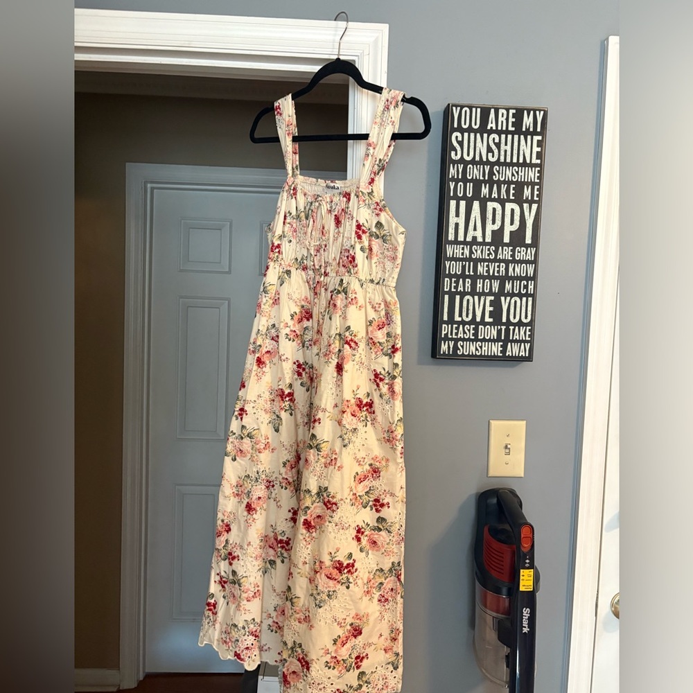 ARULA Floral Maxi Dress - Cream and Red